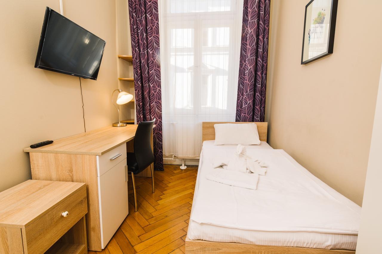 Centric Lifestyle Apartments Budapest Exterior photo