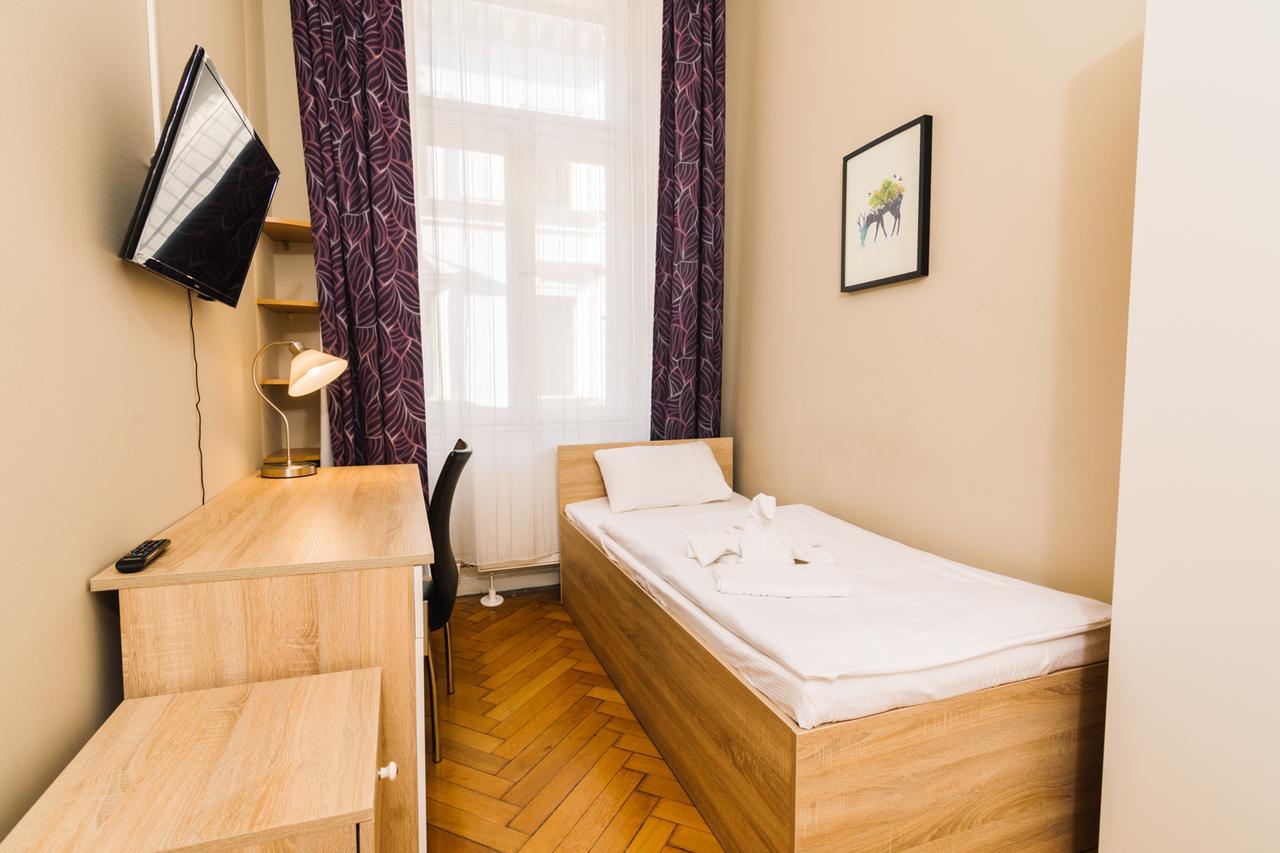 Centric Lifestyle Apartments Budapest Exterior photo